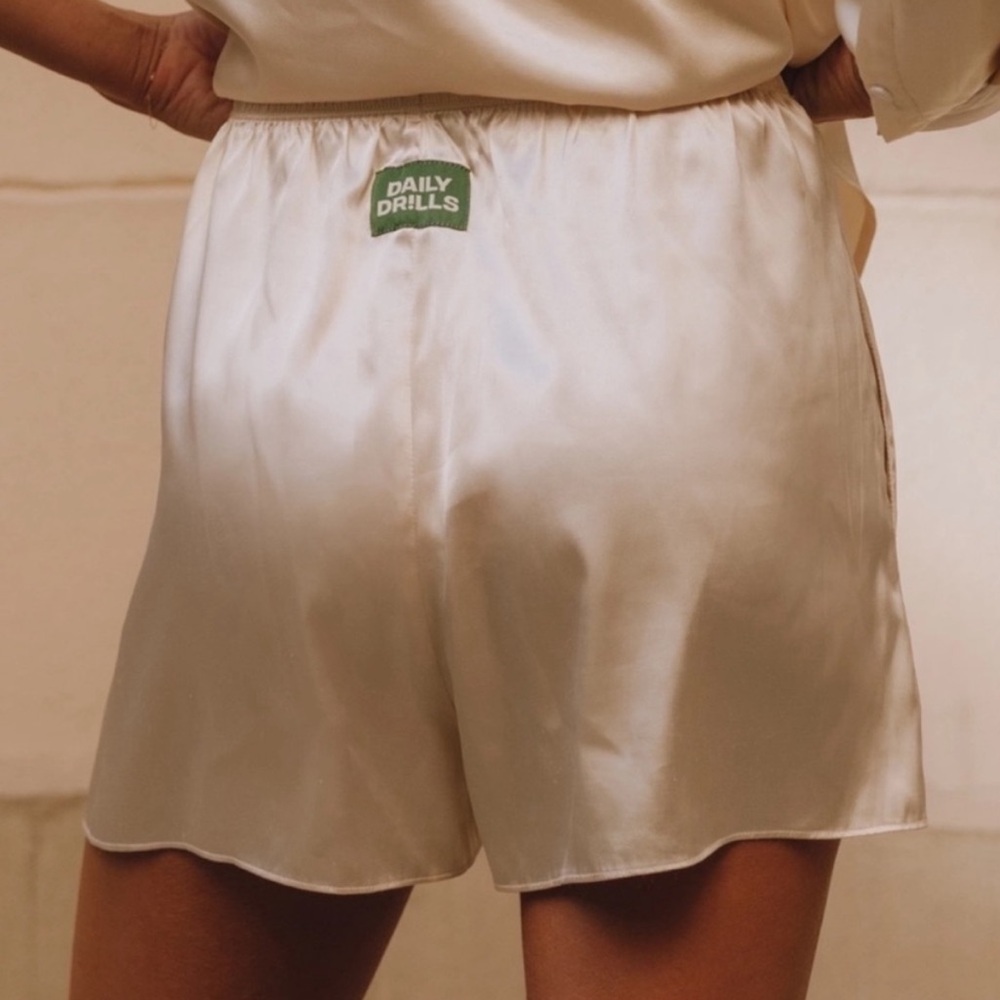 Daily Drills Silky Shorts Champagne S